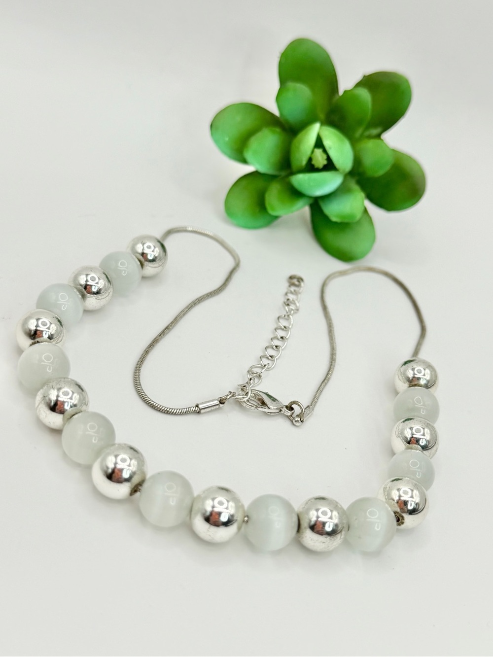 Classic White Cat Eye Necklace with Silver Beads